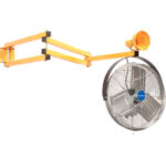 Global Industrial™ Triple Arm Dock Light w/ 18"" 3-Speed Fan 90"" Reach Par38 Bulb Compatible