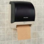 Global Industrial™ Automatic Paper Towel Roll Dispenser Smoke Gray/Beige