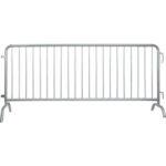 Global Industrial™ Steel Crowd Control Barrier 8-1/2'L x 43""H Bridge Feet Galvanized