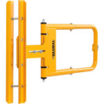 Global Industrial™ Adjustable Safety Swing Gate 16""-26""W Opening Safety Yellow