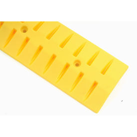 Global Industrial™ Speed Bump with Cable Protection 6'L Yellow