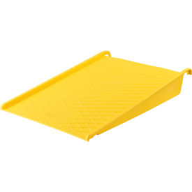 Global Industrial™ Polyethylene Spill Containment Platform Ramp 1500 Lb. Capacity